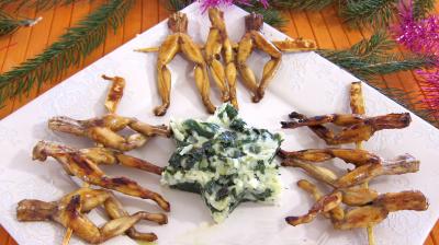 Noël : Assiette de grenouilles caramélisées aux épinards
