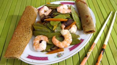 Cuisine chinoise : Plat d'haricots plats et gambas à la chinoise