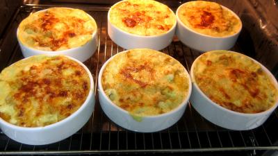 Torsades gratinées à la béchamel et aux cacahuètes - 7.4