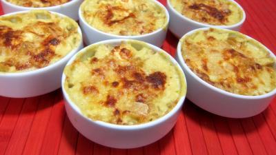 Recette Torsades gratinées à la béchamel et aux cacahuètes