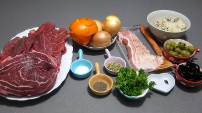 Ingrédients pour la recette : Boeuf à la Gardiane