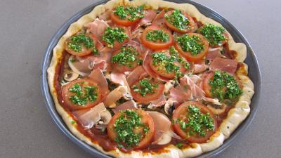 Pizza à la laitue et mozzarella - 9.2