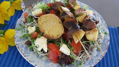 pomme : Assiette de brochettes de magret à la plancha