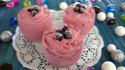 Recette Verrines de glace ou crème glacée au cassis
