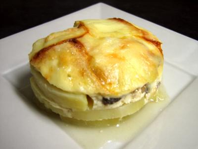 Fromages : Portion de pomme de terre à la raclette