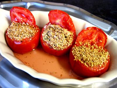 huile : Plat de tomates farcies au tofu