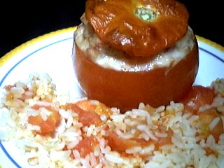 tomates farcies : Assiette de tomates farcies au jambon