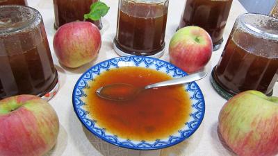 Recette Gelée de pommes à la rhubarbe