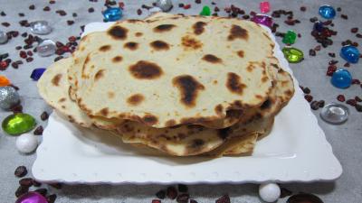 huile d'arachide : Assiette de naans