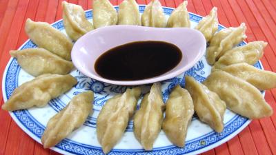 Entrées chaudes : Assiette de dim sum aux gambas à la farine de froment