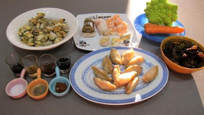 Ingrédients pour la recette : Soupe de poisson et crustacés façon chinoise