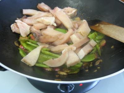 Espadon aux haricots mange-tout façon chinoise - 10.2
