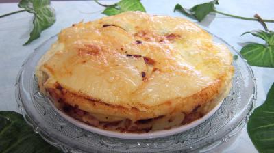 plat complet : Assiette de tartiflette savoyarde