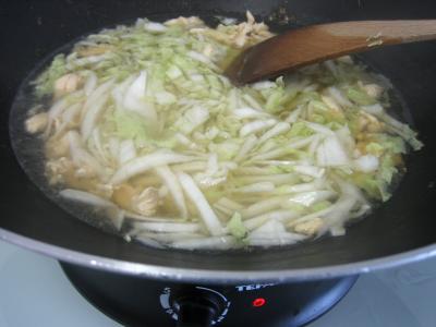 Soupe de poulet aux champignons à la chinoise - 7.2