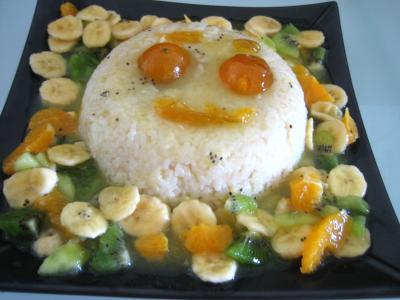 jus d'orange : Gâteau de riz farci et sa salade de fruits