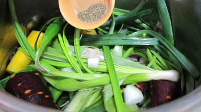 Bouillon de légumes à l'oignon rouge - 5.3