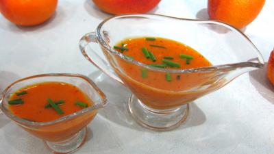 Recettes rapides : Saucières de sauce vinaigrette à la mangue