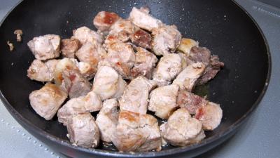Rouelle de porc au vin blanc en tajine - 6.2