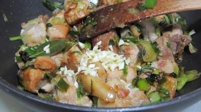 Rouelle de porc au vin blanc en tajine - 7.4