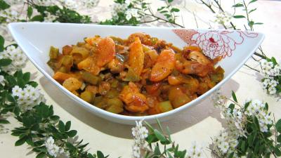 Plat en sauce : Saladier de mijoté de poulet aux abricots