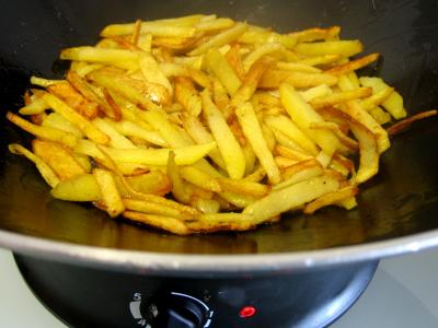 vinaigre de vin chinois : Assiette de frites façon chinoise