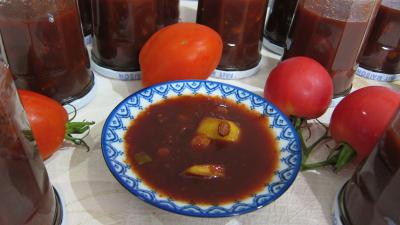 Conserves : Coupelle de chutney aux tomates
