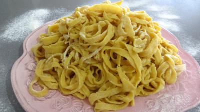 semoule de blé dur : Assiette de tagliatelle fraîches