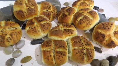 Pains & pâtes : Petits pains rustiques aux grains de blé