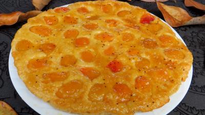 Abricot : Part de clafoutis d'abricots