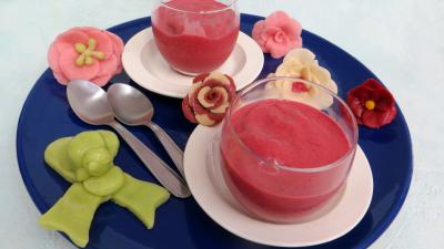 Desserts : Verrine de crème glacée aux mûres