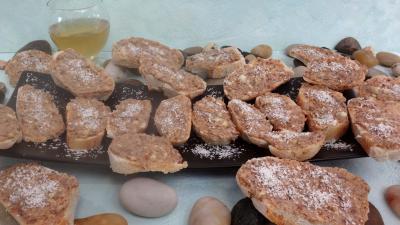Anniversaire : Assiette de canapés aux anchois