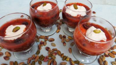 Les grands classiques : Verrines d'abricots au miel et pistaches
