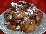 Recette Assiette de beignets aux raisins secs et fruits confits