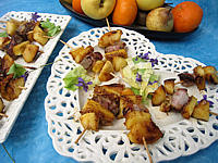 Cuisine diététique : Plat de brochettes de boeuf sucrées-salées