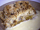 Image : Part de crumble aux prunes