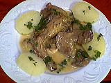 Cuisson à la sauteuse : Assiette de lapin aux champignons