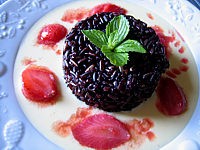 Image : recette Riz noir aux fraises et crème à la noix de coco