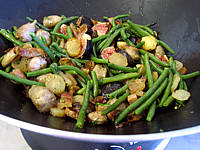 navets aux légumes au wok