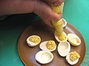 Oeufs farcis au brousse et au radis noir - 12.1