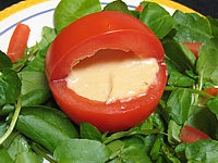 Image : recette Tomates farcies et sauce aux haricots secs