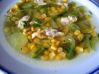 Soupes & potages : Assiette de potage aux poivrons et maïs