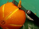 Canneler une orange