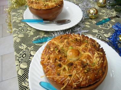 cèpe : Bol de velouté de cèpes à la landaise et son béret