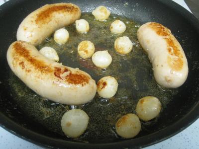 Photo : une assiette de boudins blancs