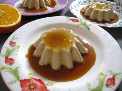 Image : recette Panna cotta vanille et sauce caramel à l'orange