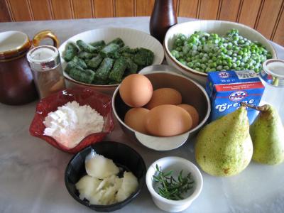 Ingrédients pour la recette : Clafoutis aux petits pois et aux poires