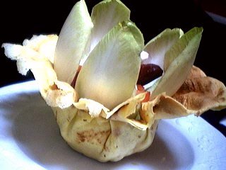 salades composées : Aumônière de crêpe aux endives