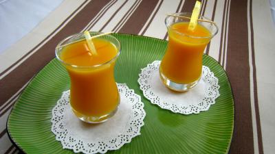 Image : Verres de boisson à l'orange