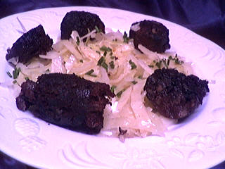 boudin noir : Assiette de boudin au chou