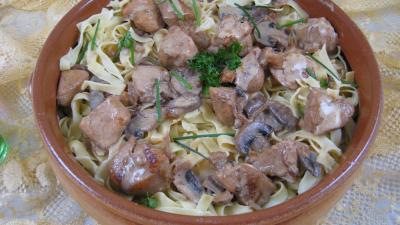 beurre allégé sans sel : Plat de tagliatelles au poulet et au cognac